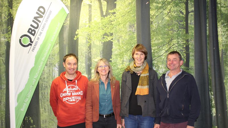 Vorstand der BUND Ortsgruppe Detmold: Peter Harlos, Birgit Reher, Alexandra Kazmierczak und Dirk Fleischhauer